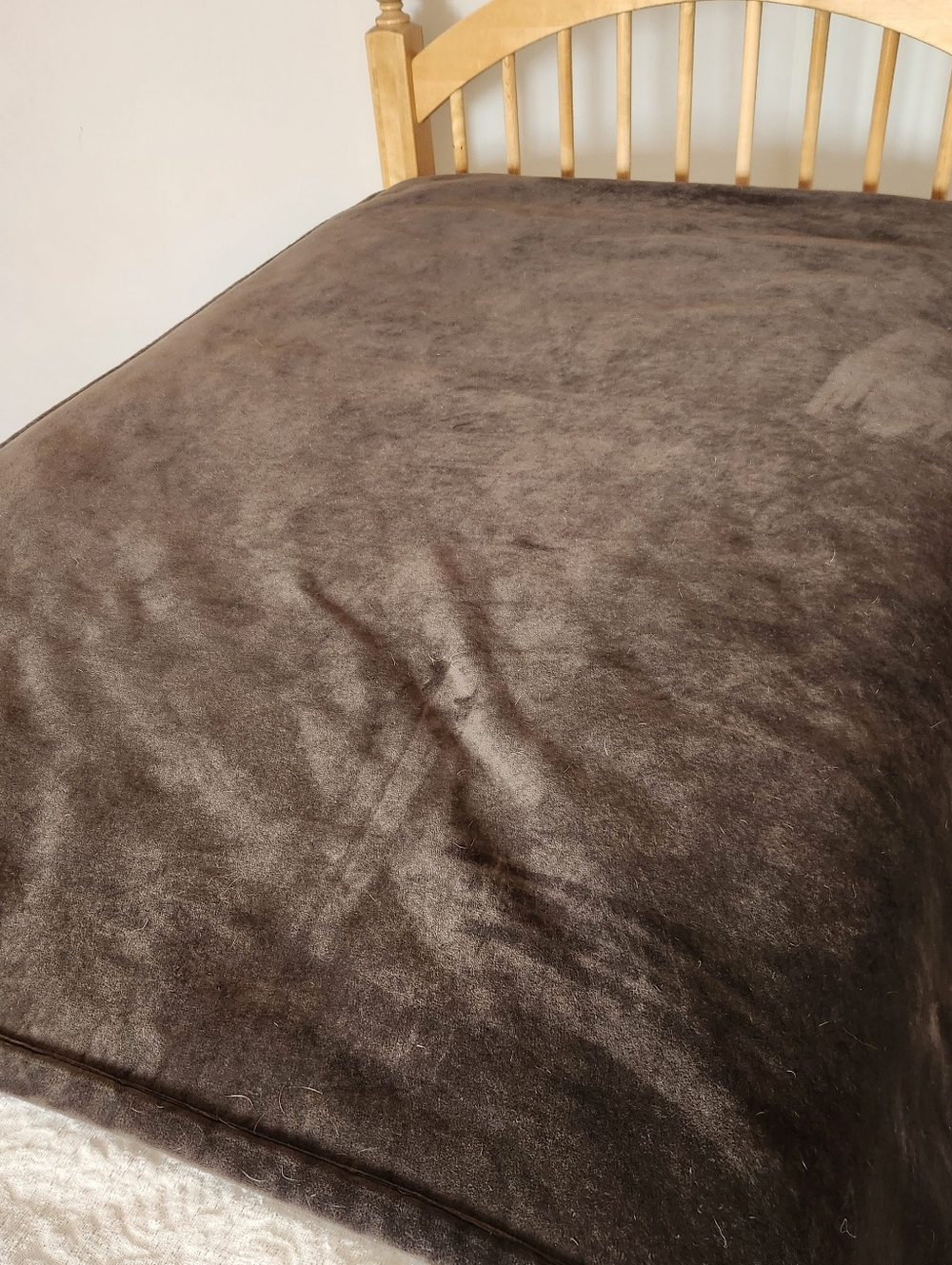 POTTERY BARN Fleece Blanket Throw Black Reversible Ombre Faux Fur Cozy 50 x 60 - Picture 8 of 11